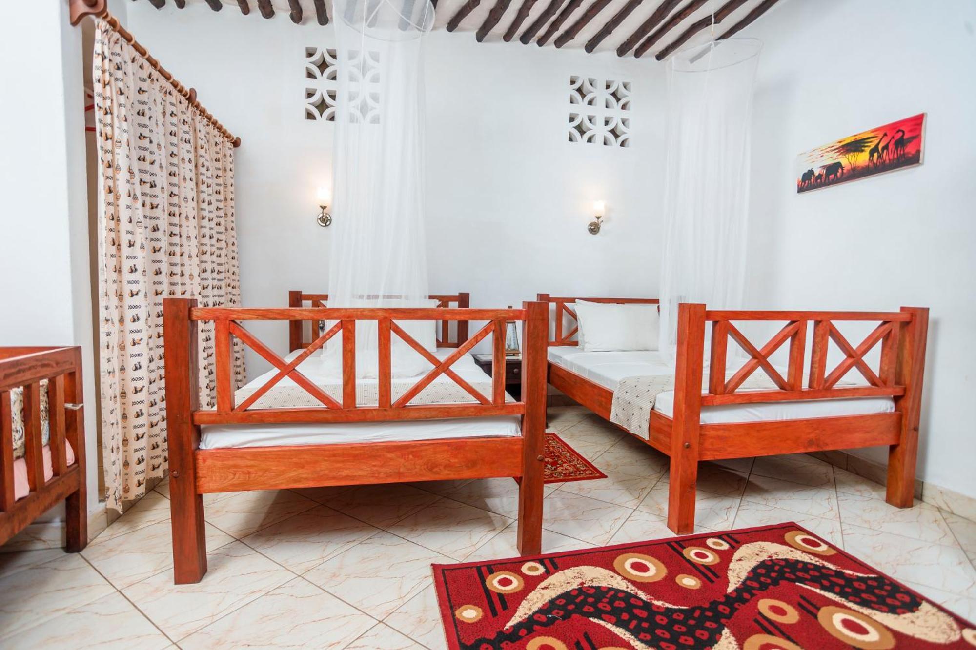 Diani Beach-Villa Kirsch Galu Exterior photo
